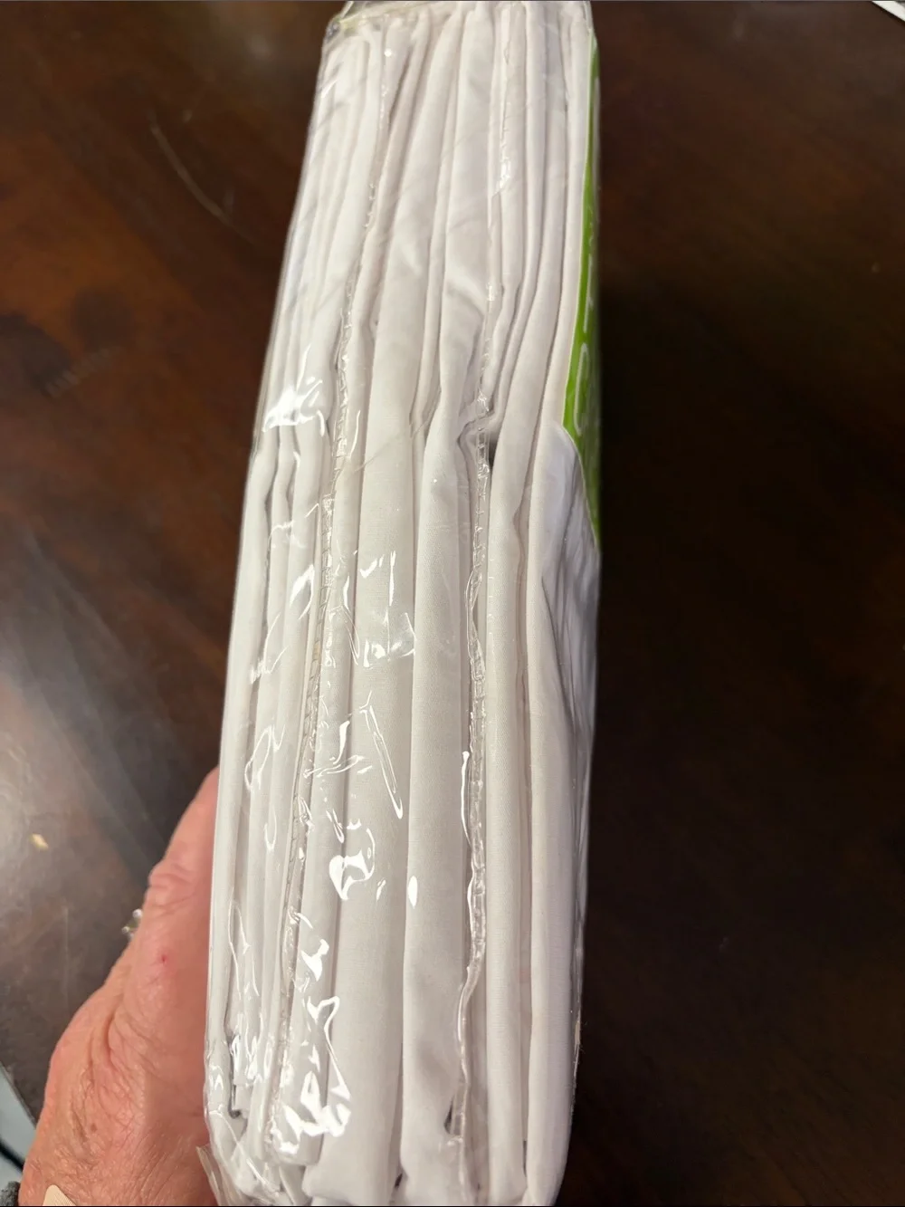 1888 Mills 6 pack white hotel pillow cases